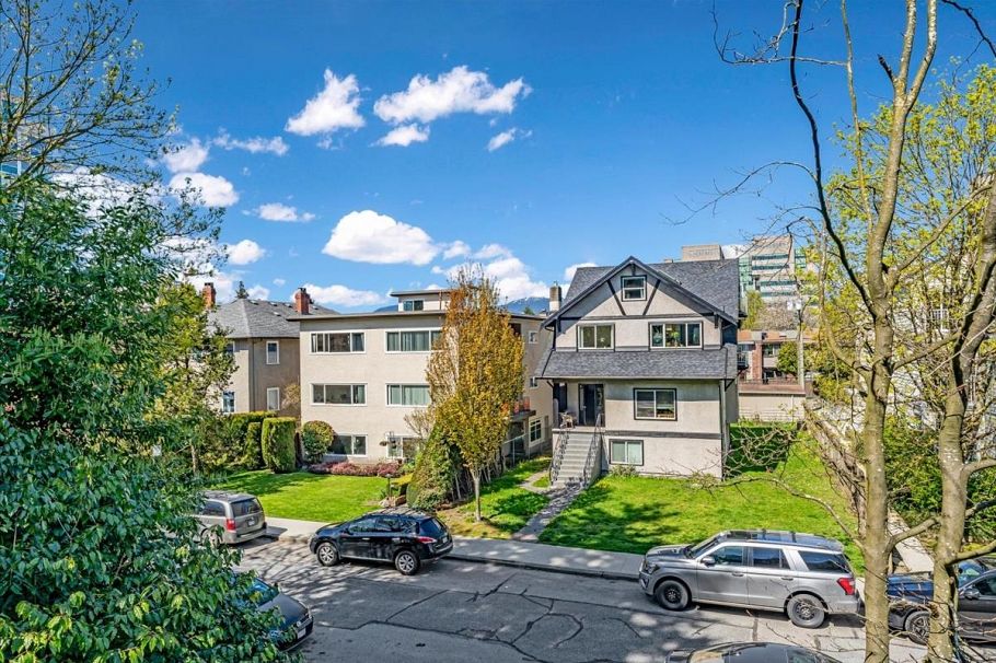 303 966 W 14th Avenue Vancouver, BC - 18