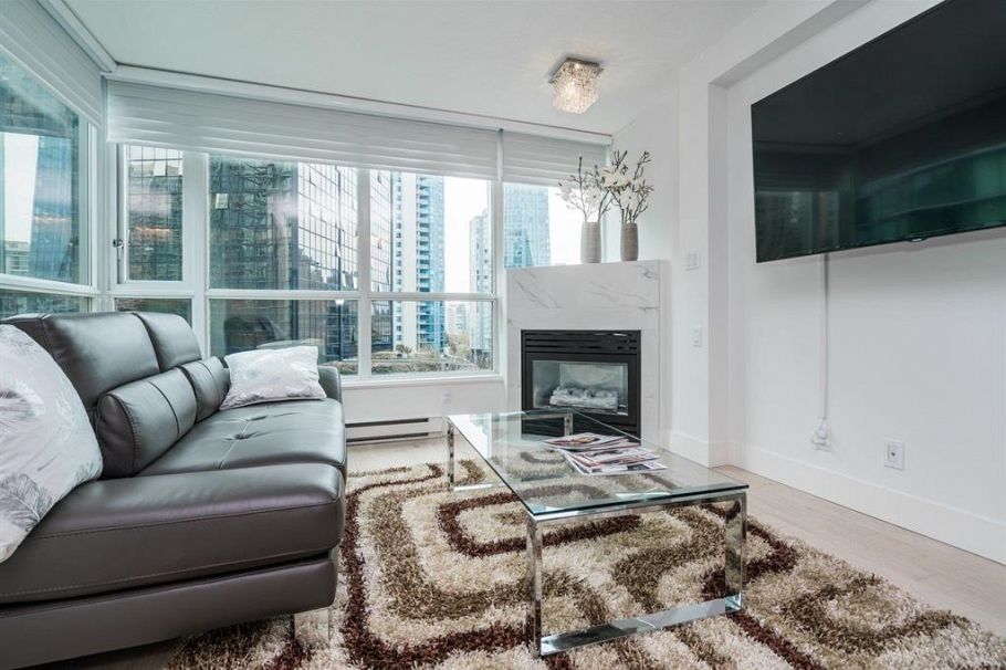 902 1328 W Pender Street Vancouver, BC - 3