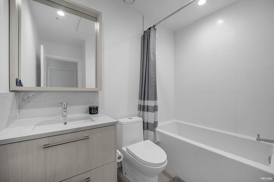 247 2035 Glenaire Drive North Vancouver, BC - 17