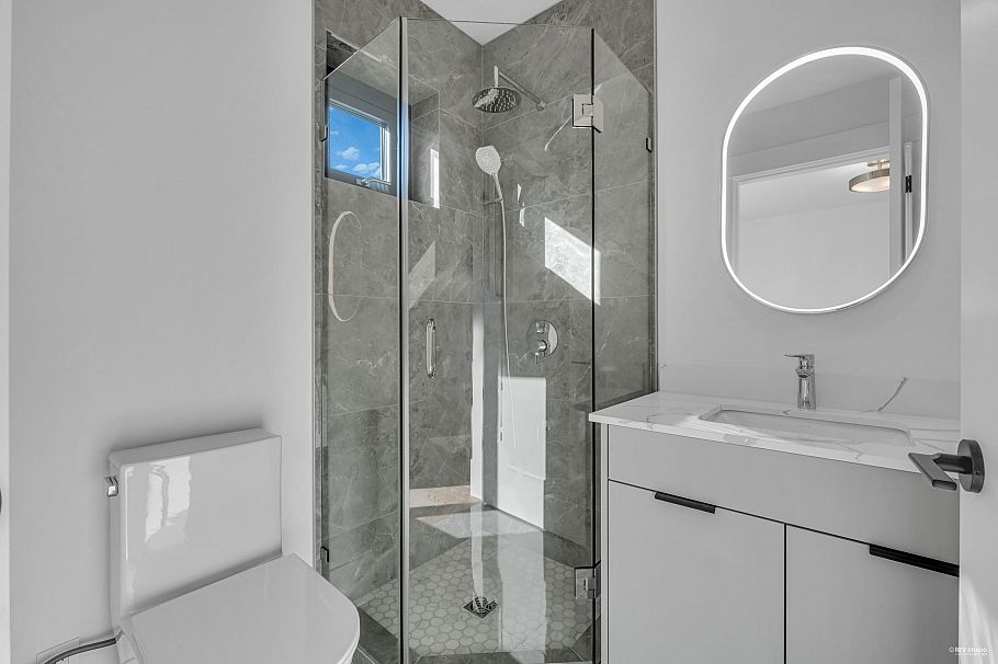 8420 Wiltshire Street Vancouver, BC - 16