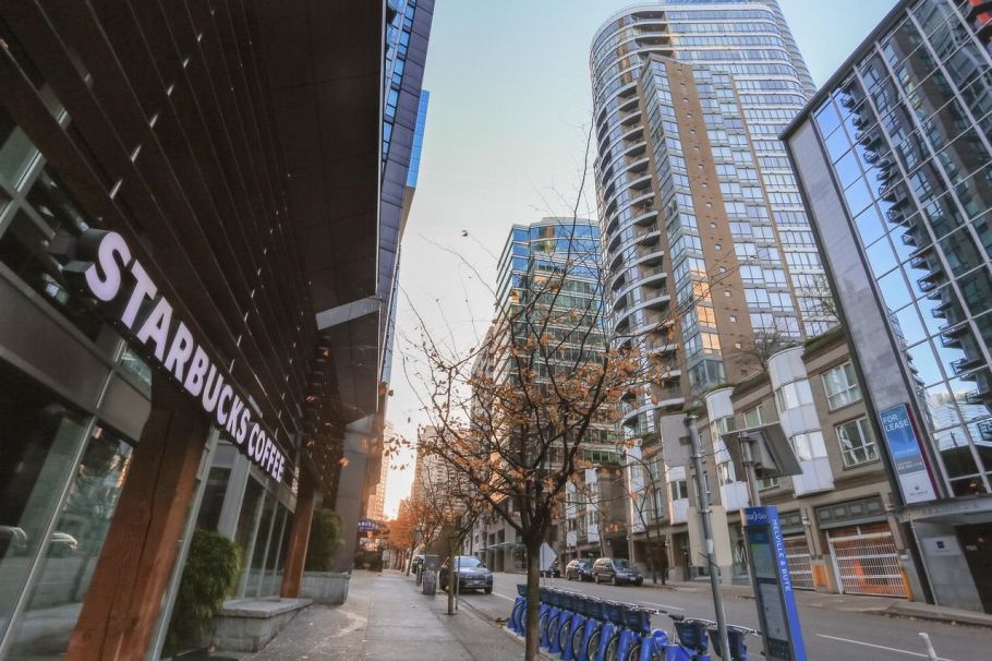 608 1166 Melville Street Vancouver, BC - 12