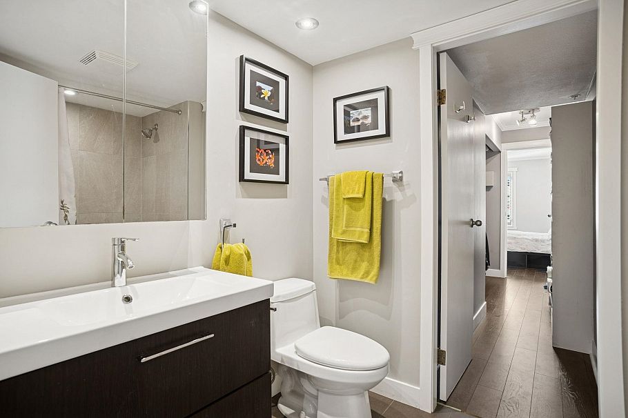 105 1554 Burnaby Street Vancouver, BC - 15