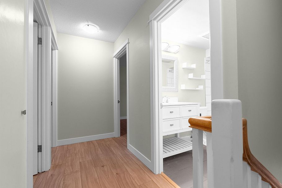 2645 Westview Drive North Vancouver, BC - 15