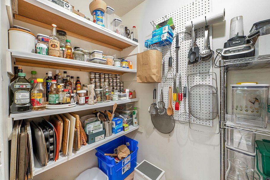 210 2222 Prince Edward Street Vancouver, BC - 17