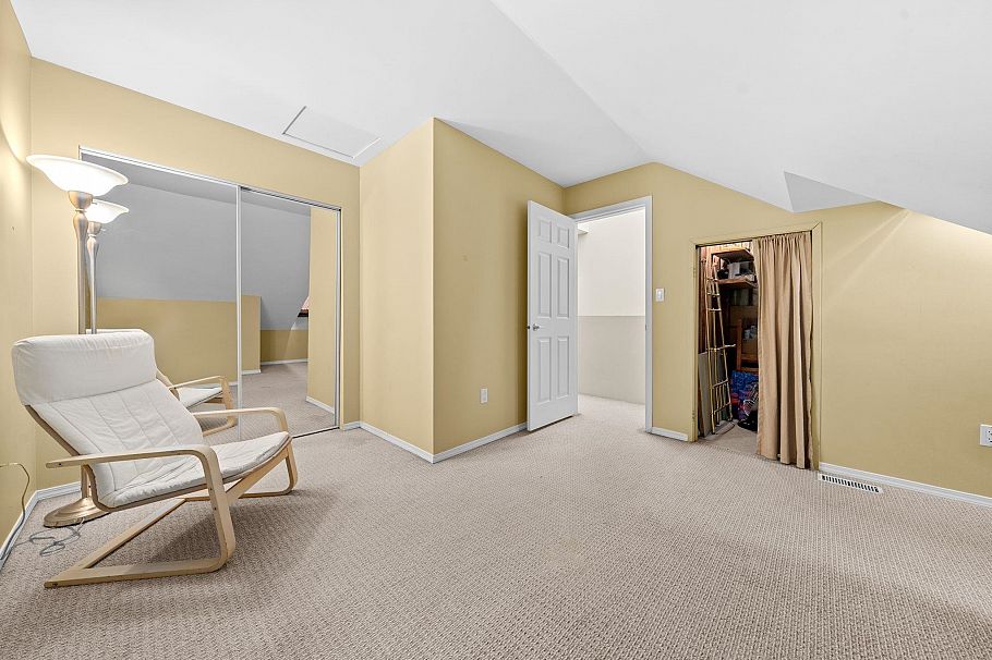 6 230 W 15th Street North Vancouver, BC - 32