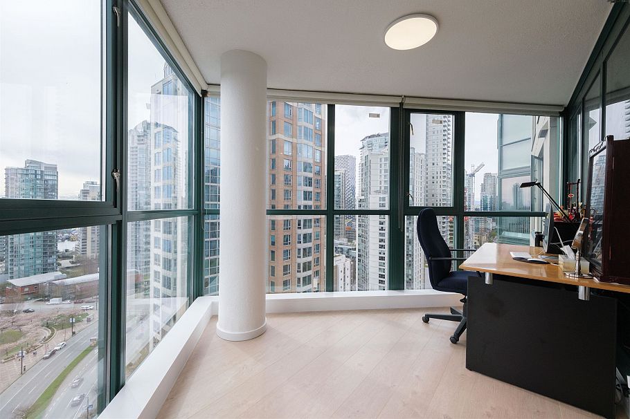 2202 289 Drake Street Vancouver, BC - 11