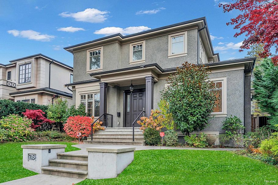 7458 Maple Street Vancouver, BC - 3