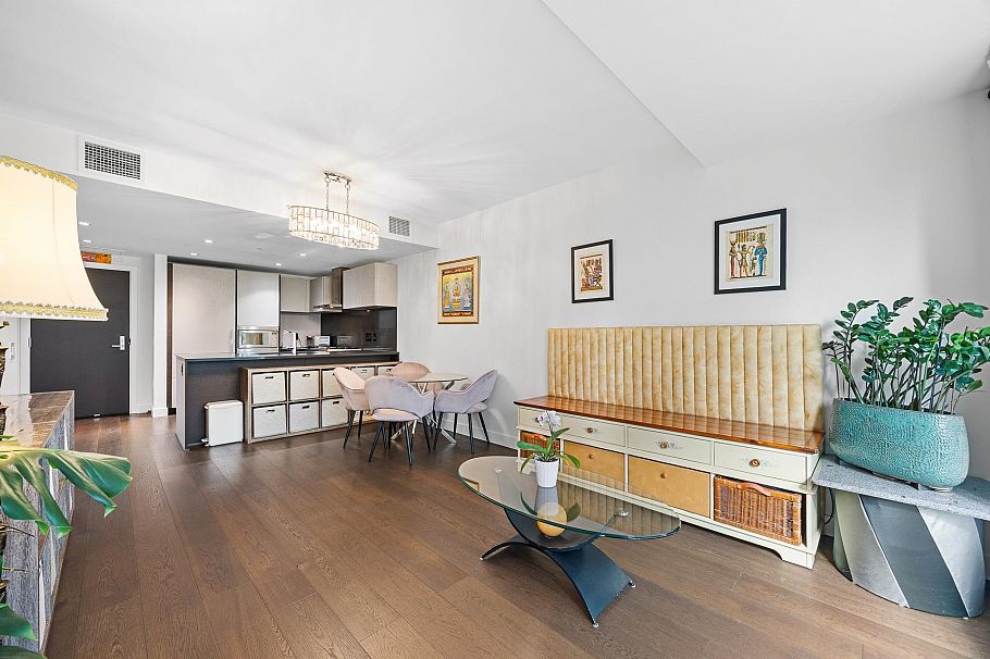 305 1571 W 57th Avenue Vancouver, BC - 16