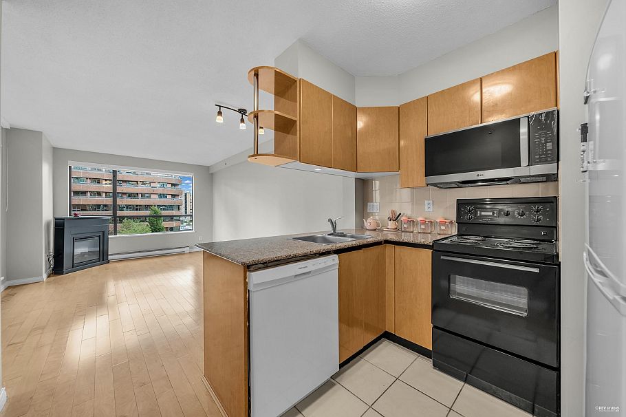 1608 1189 Howe Street Vancouver, BC - 6