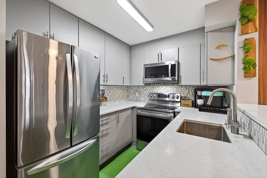 308 1688 E 4th Avenue Vancouver, BC - 10