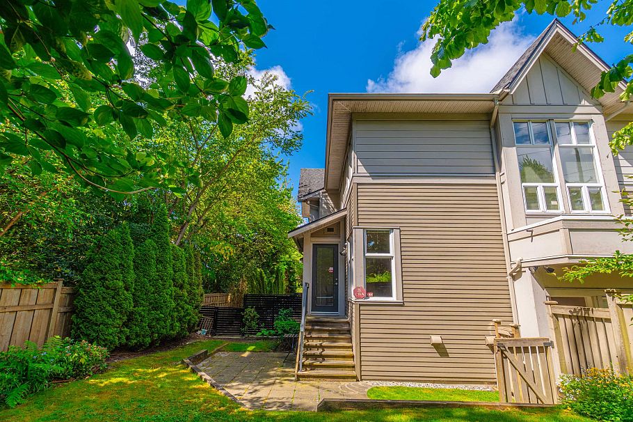 6602 Arbutus Street Vancouver, BC - 5