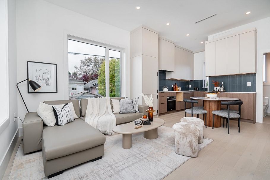 2462 Adanac Street Vancouver, BC - 4