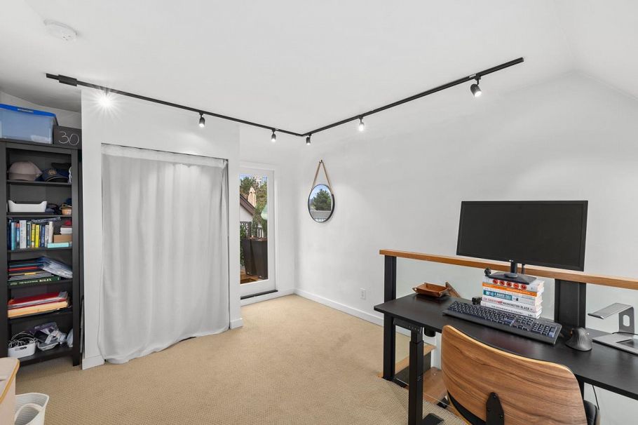 311 251 W 4th Street North Vancouver, BC - 22