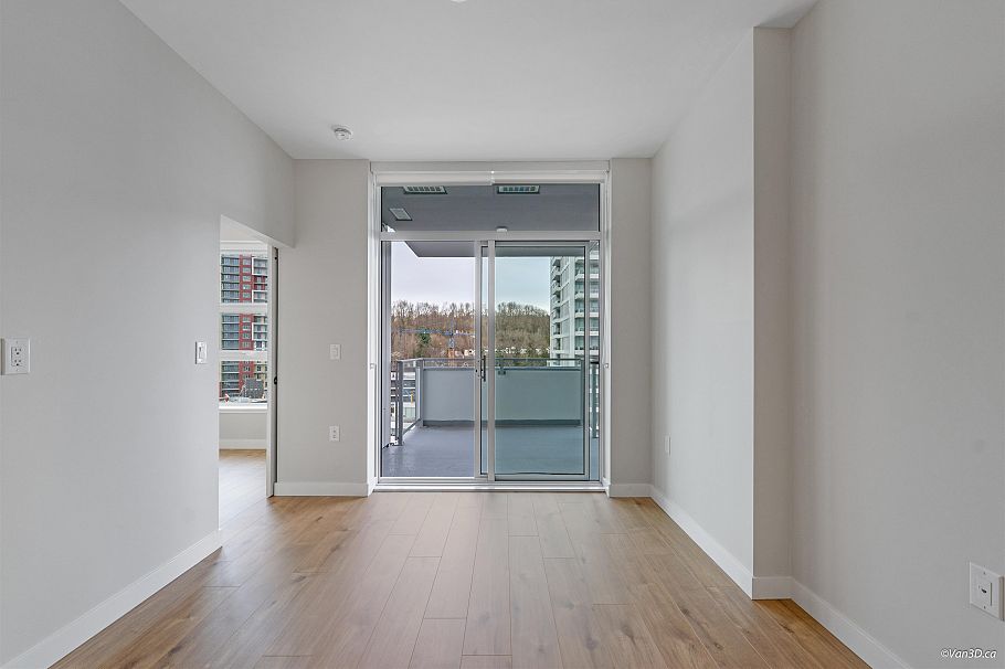 1205 3430 E Kent Avenue South Vancouver, BC - 4