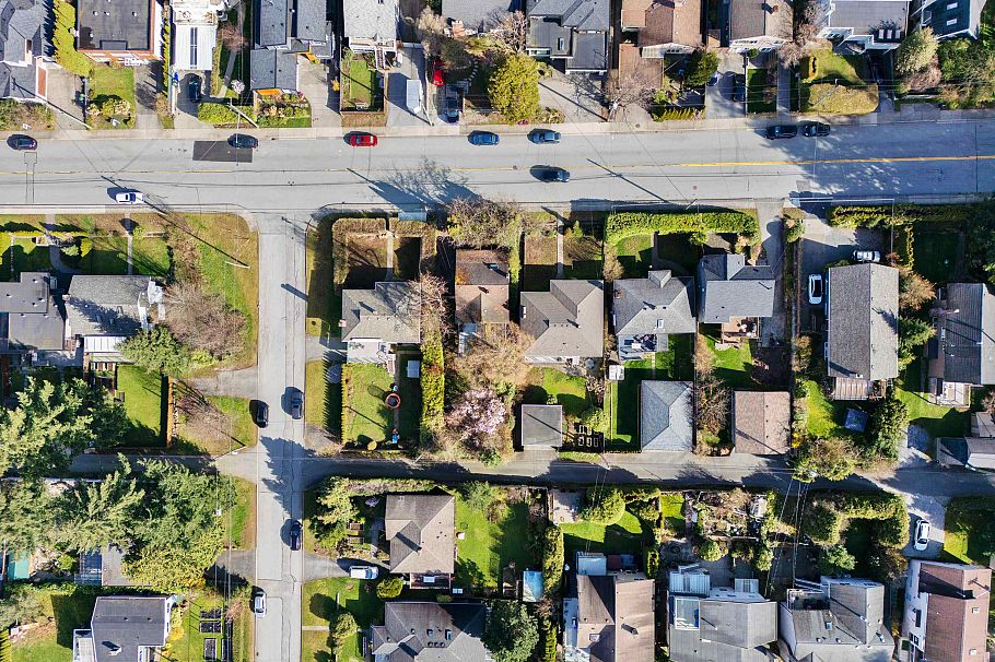 445 W Queens Road North Vancouver, BC - 19