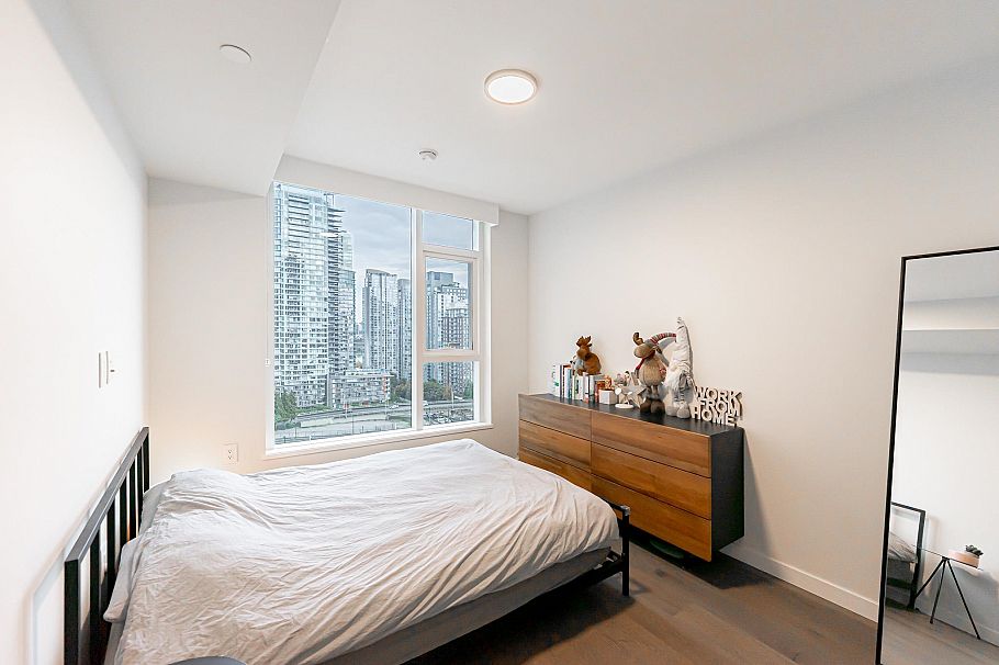 1502 1335 Howe Street Vancouver, BC - 8