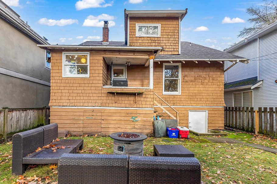 2846 W 8th Avenue Vancouver, BC - 30