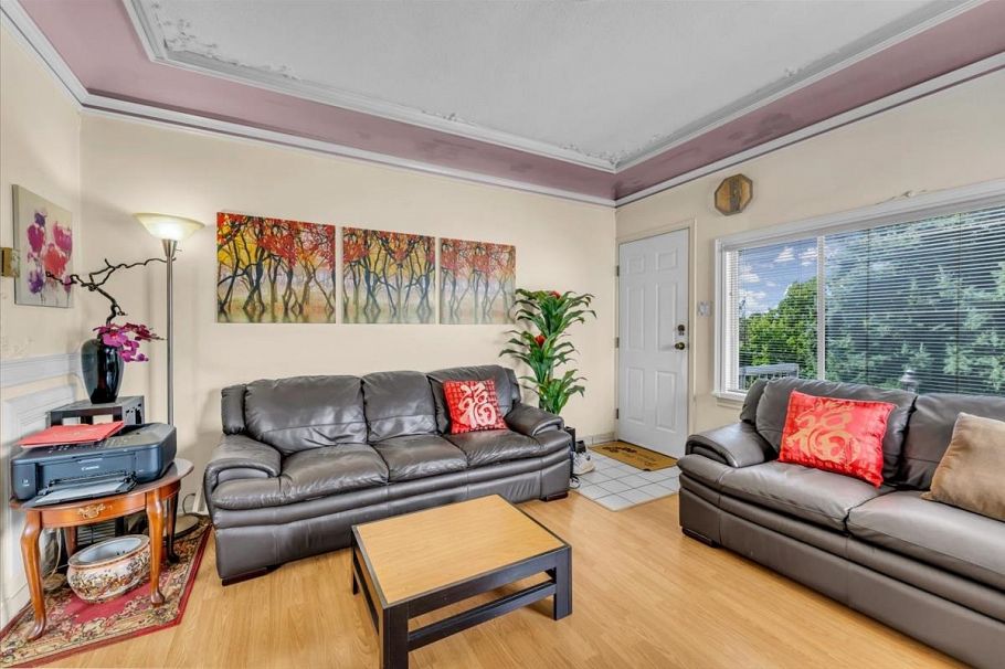 2168 Renfrew Street Vancouver, BC - 5