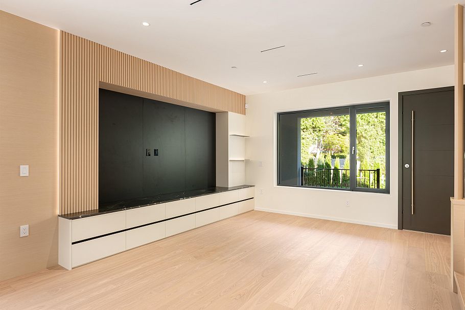 4475 Wallace Street Vancouver, BC - 5