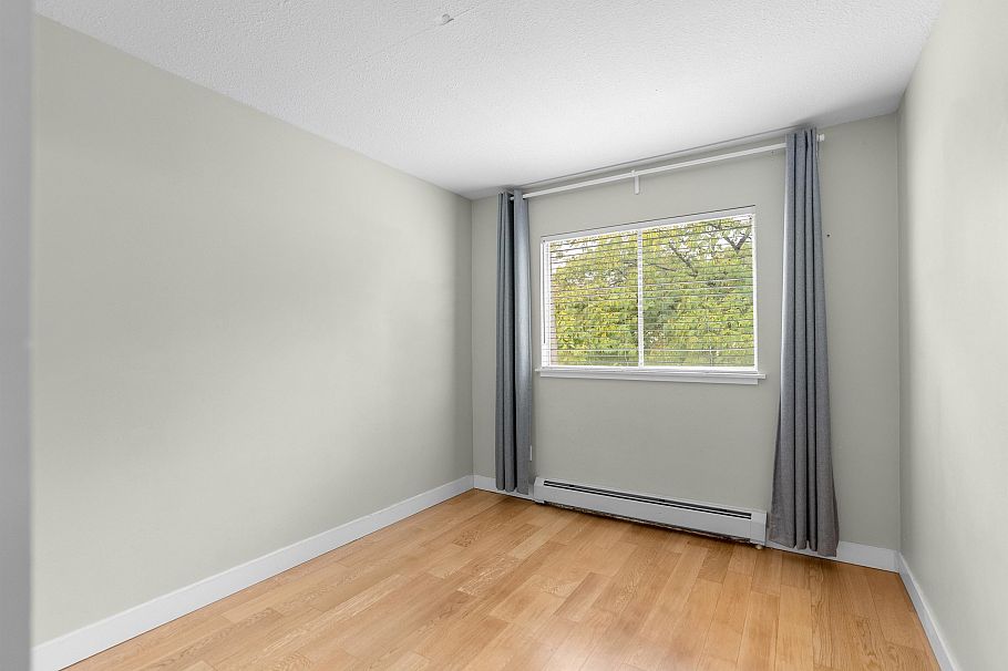 2645 Westview Drive North Vancouver, BC - 17