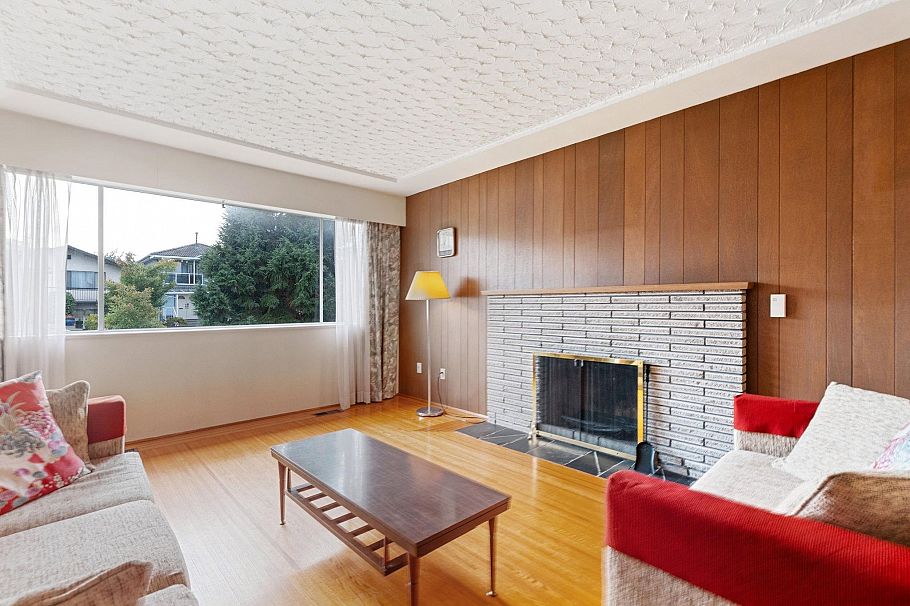 3129 E 23 Avenue Vancouver, BC - 6