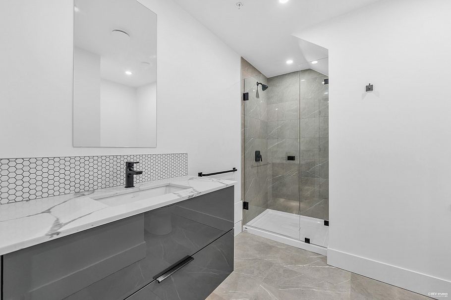 1685 Lakewood Drive Vancouver, BC - 9