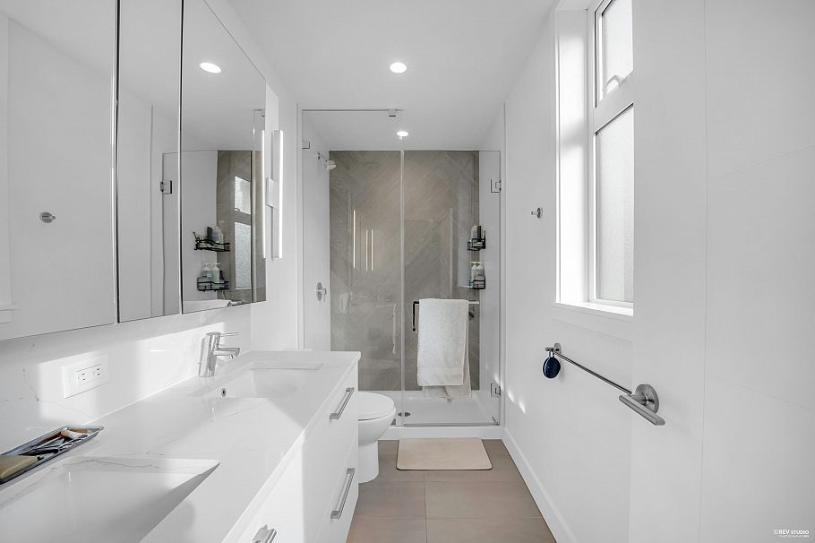 247 2035 Glenaire Drive North Vancouver, BC - 21