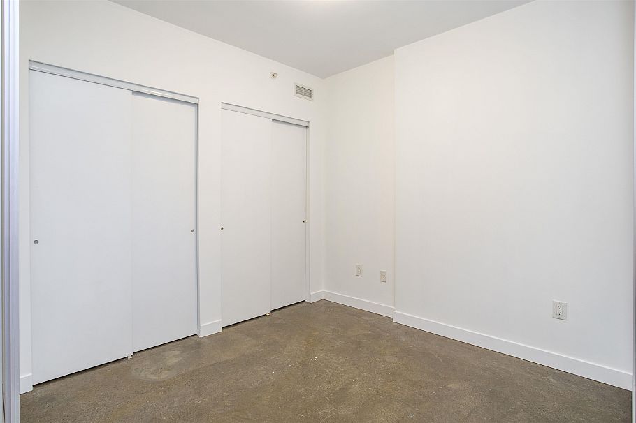 310 221 Union Street Vancouver, BC - 21