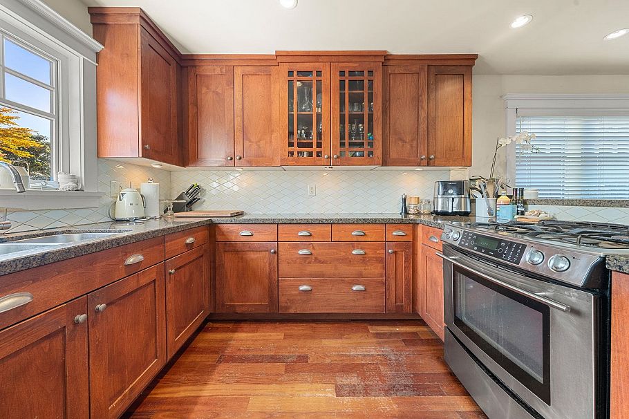 2216 Macdonald Street Vancouver, BC - 18