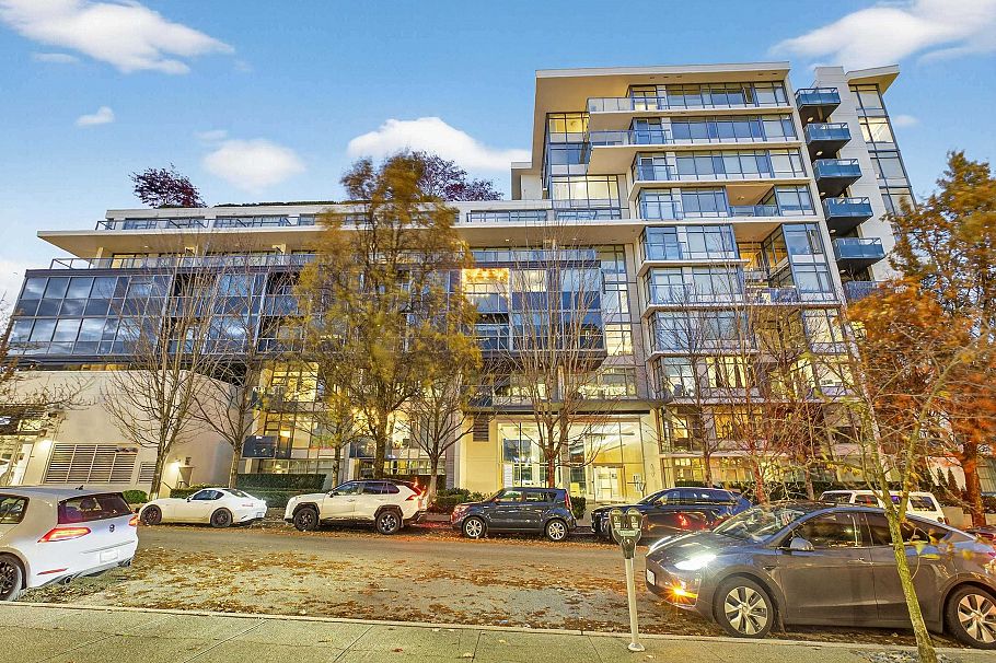 210 1777 W 7th Avenue Vancouver, BC - 1