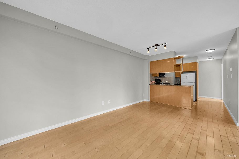 1608 1189 Howe Street Vancouver, BC - 5