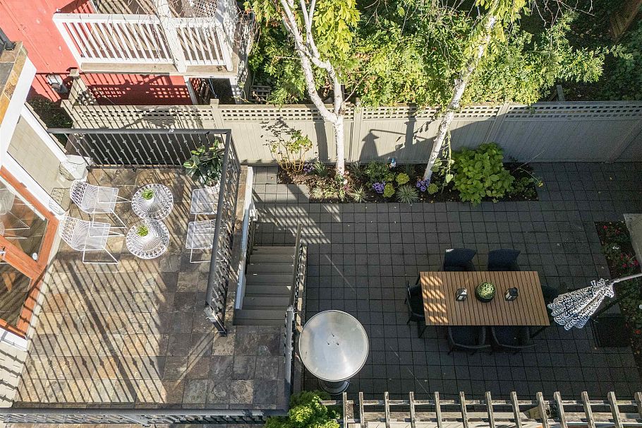 3242 W 3rd Avenue Vancouver, BC - 31