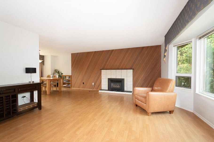 1285 Lucking Place North Vancouver, BC - 9