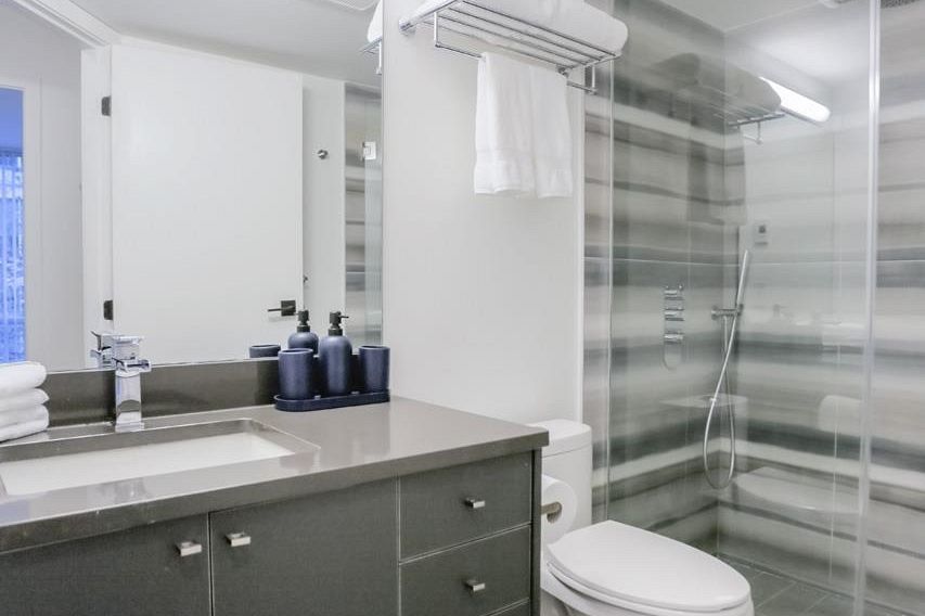 608 1166 Melville Street Vancouver, BC - 9