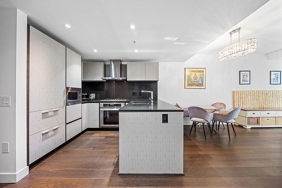 305 1571 W 57th Avenue Vancouver, BC - 6