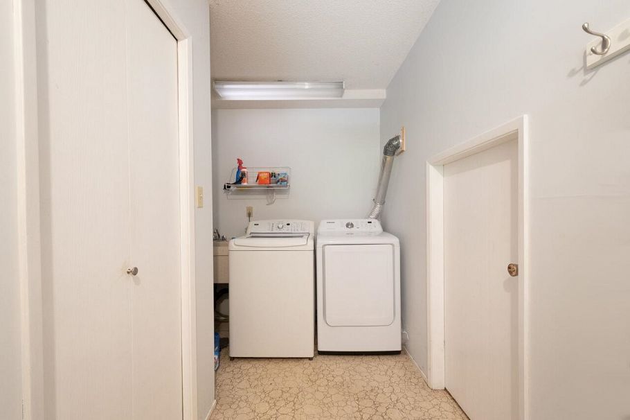 1285 Lucking Place North Vancouver, BC - 39