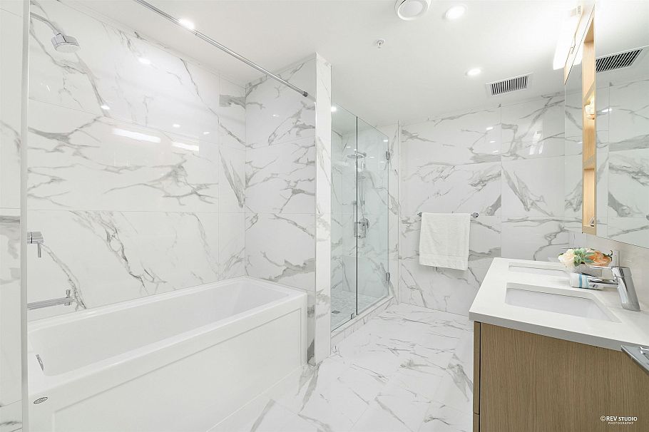 202 5058 Cambie Street Vancouver, BC - 5