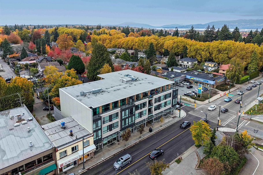402 5325 West Boulevard Vancouver, BC - 34