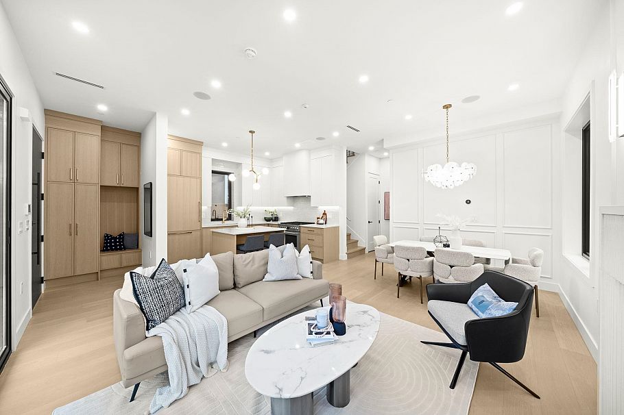 1095 E 14th Avenue Vancouver, BC - 17