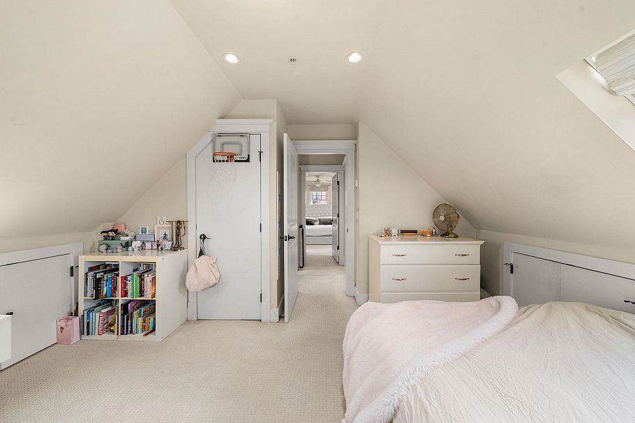 2216 Macdonald Street Vancouver, BC - 32