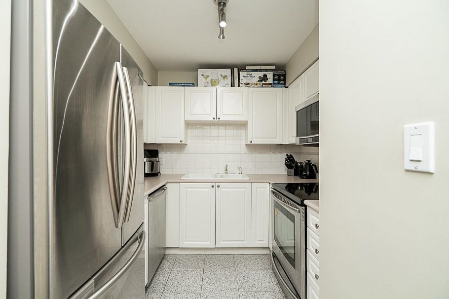 304 488 Helmcken Street Vancouver, BC - 13