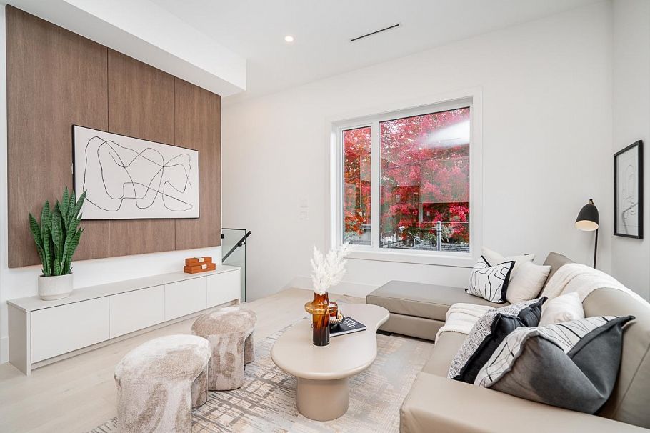 2462 Adanac Street Vancouver, BC - 1