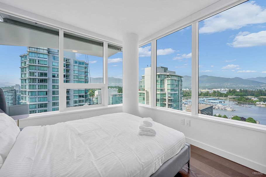 2001 620 Cardero Street Vancouver, BC - 15