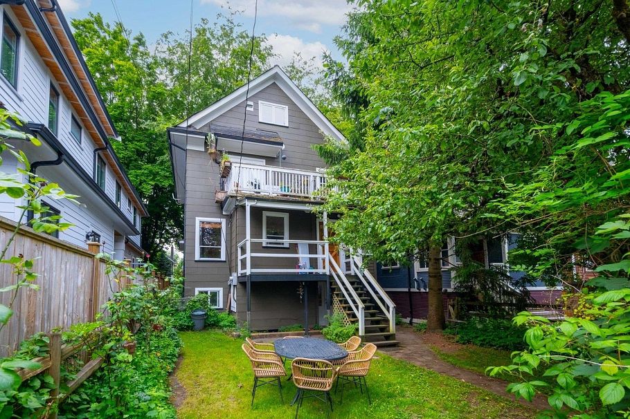 1449 E 10th Avenue Vancouver, BC - 33