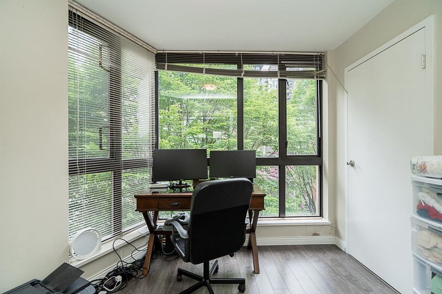 304 488 Helmcken Street Vancouver, BC - 23