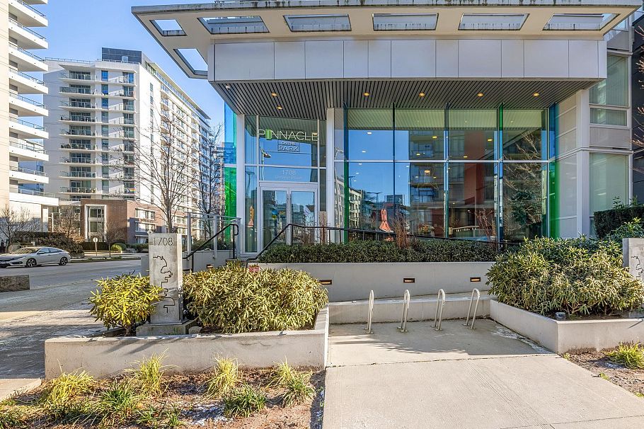 1506 1708 Ontario Street Vancouver, BC - 3