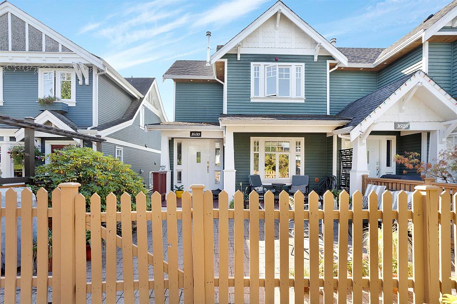 1630 E 11th Avenue Vancouver, BC - 3