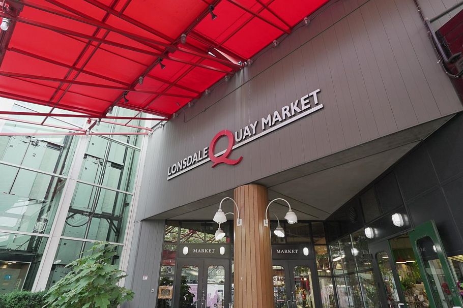 323 E Keith Road North Vancouver, BC - 27