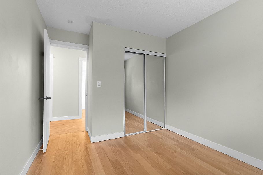 2645 Westview Drive North Vancouver, BC - 18