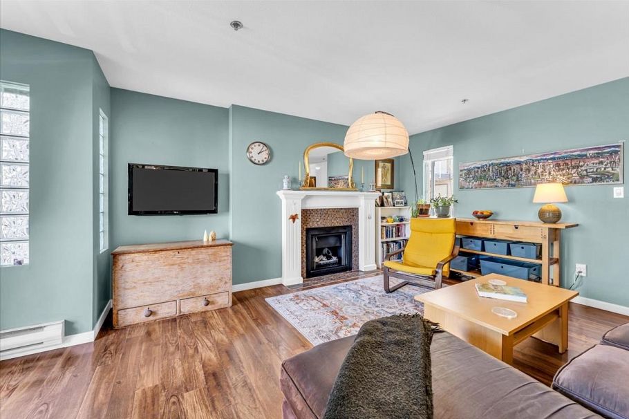 303 966 W 14th Avenue Vancouver, BC - 5